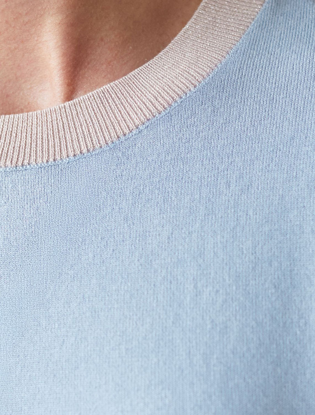 Джемпер с коротким рукавом тонкой вязки из вискозы с люрексом