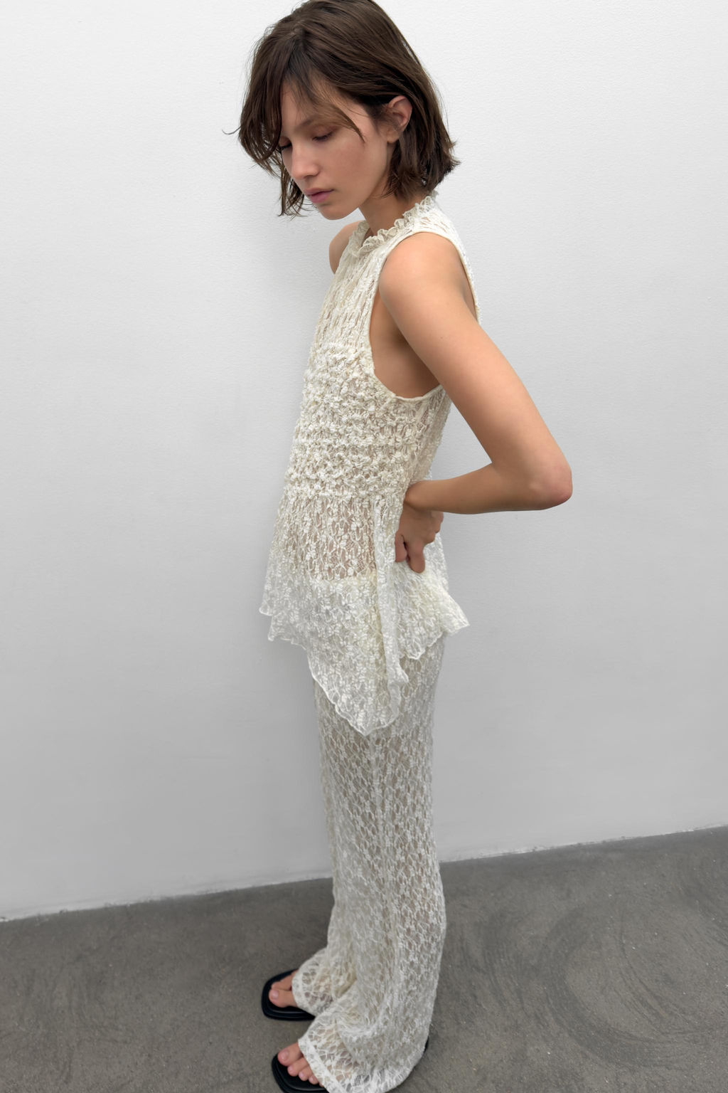 PANTAL?N ENCAJE / Crudo - Zara фото 3