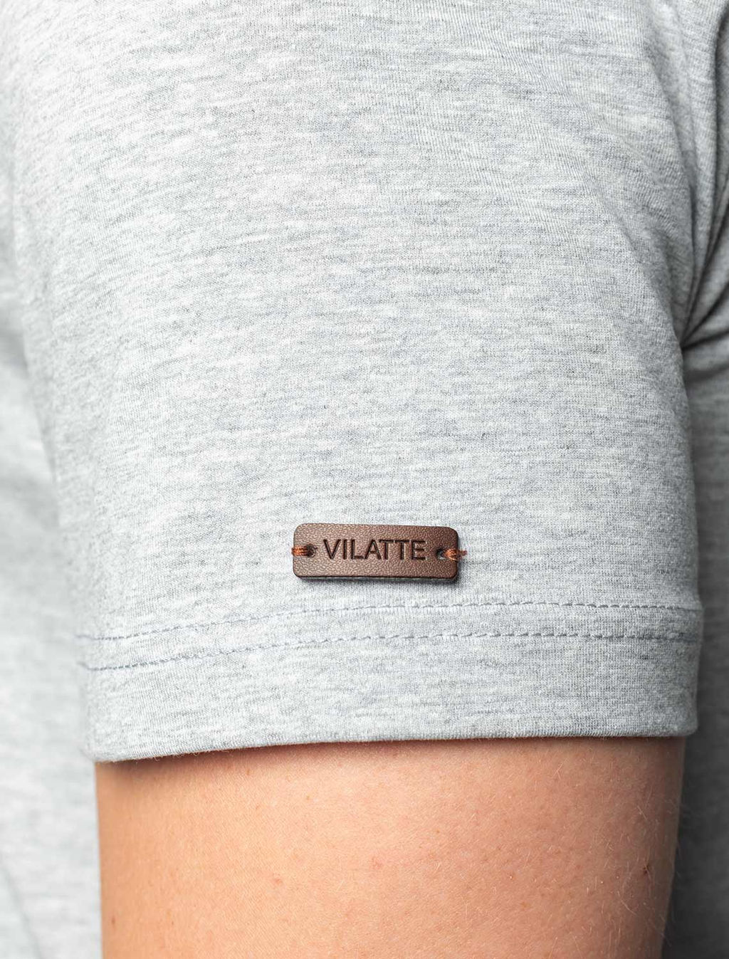 VILATTE / Футболка мужская серая с принтом  фото 4