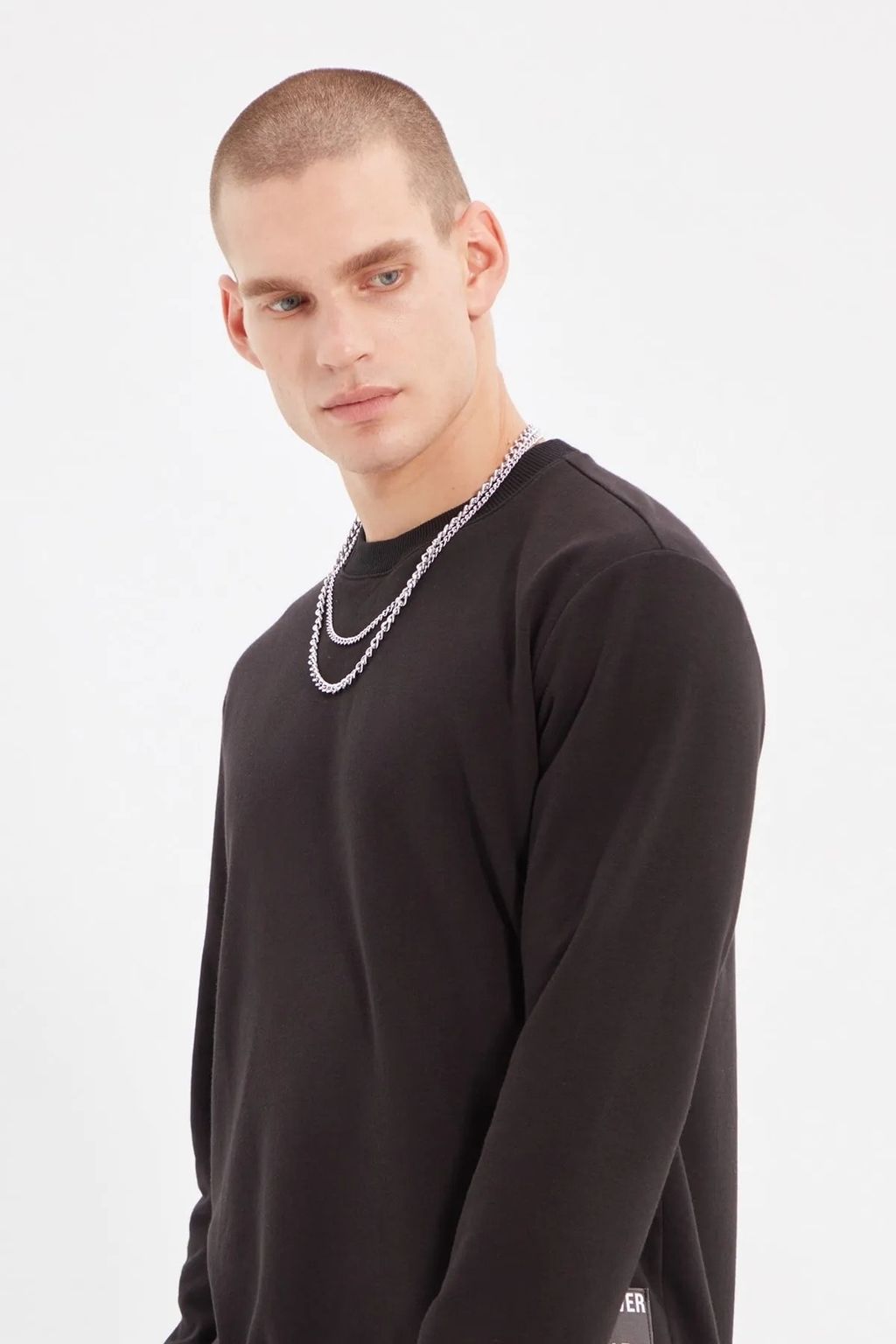 Siyah Regular/Normal Kesim Slogan Etiketli Sardonsuz Sweatshirt TMNAW21SW2006