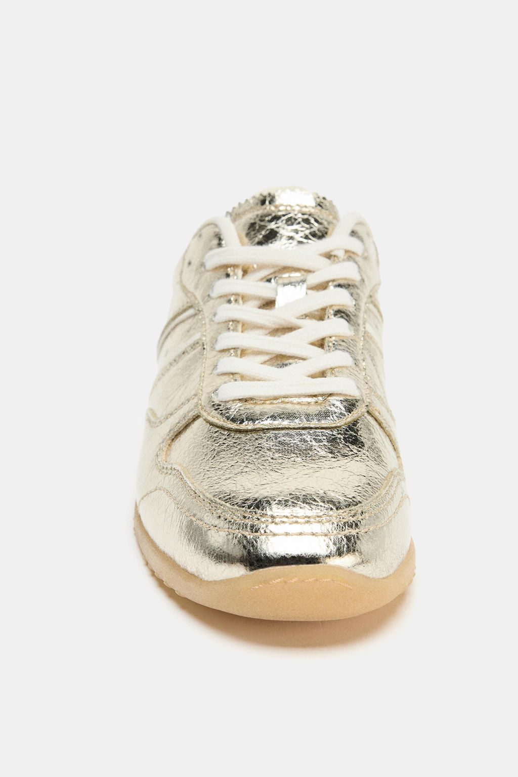 METALLIC-EFFECT TRAINERS