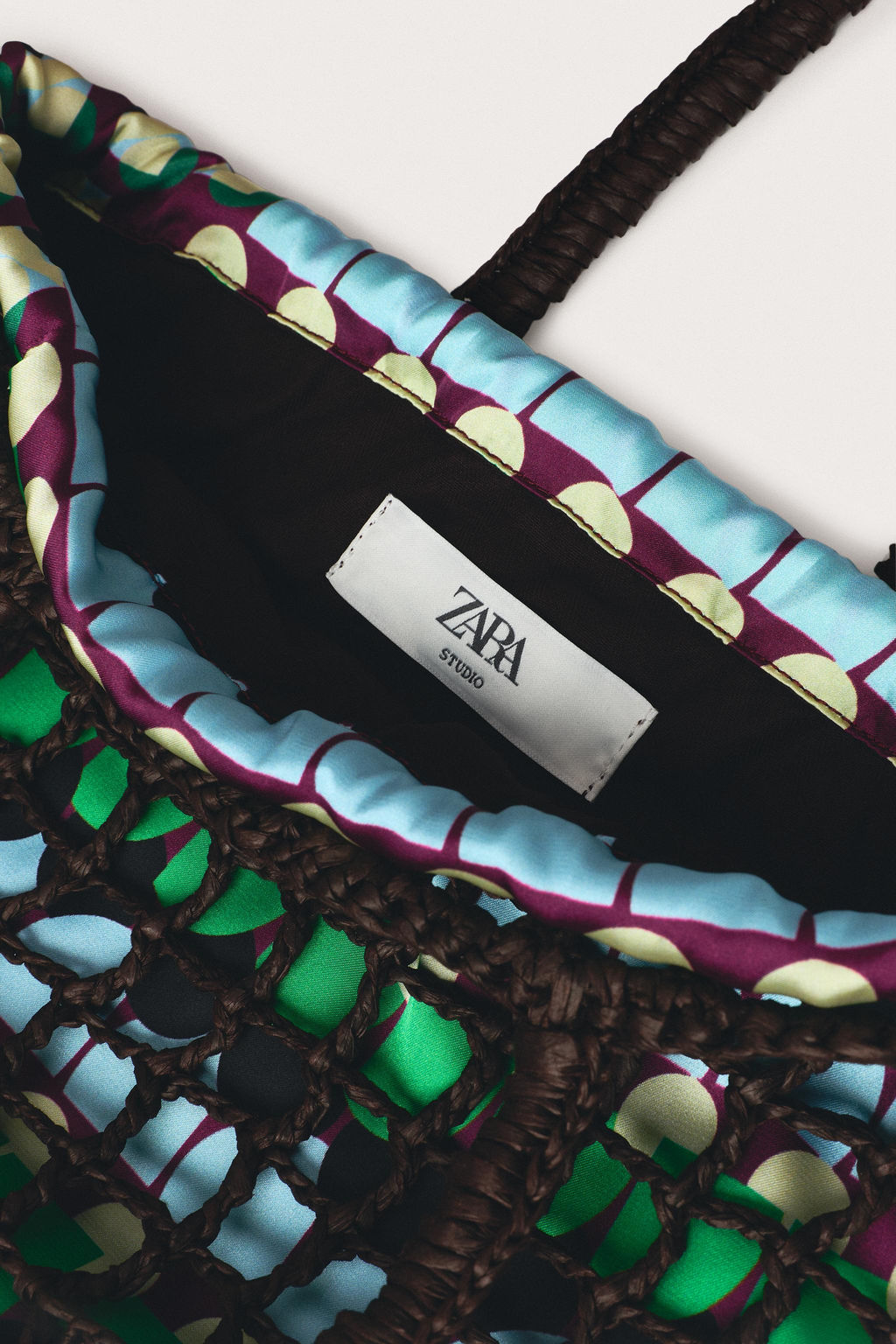 BOLSO DE MANO TRENZADO LIMITED EDITION / Multicolor - Zara фото 4