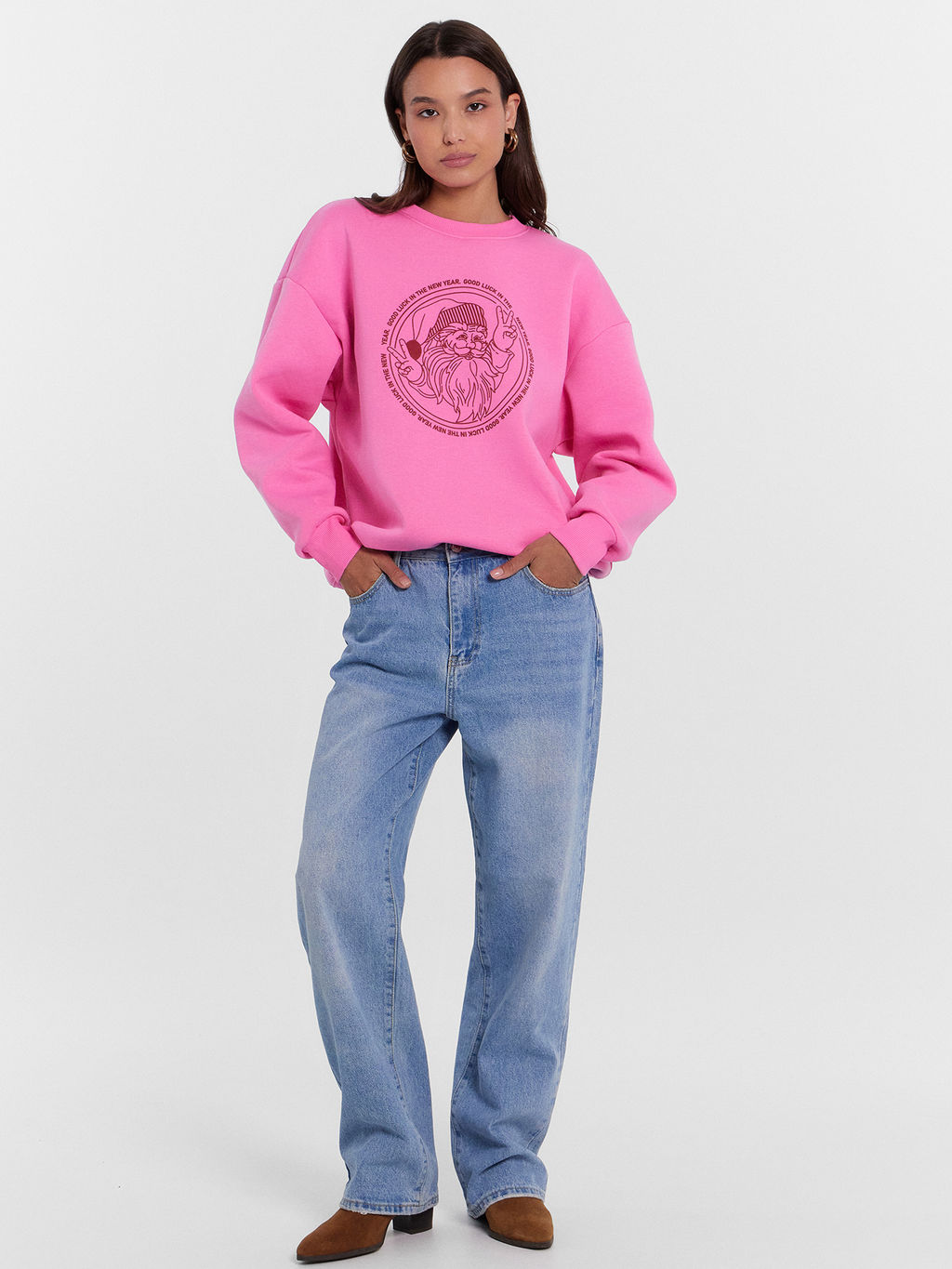 Свитшот женский розовый новогодний с печатью - Mark formelle фото 2