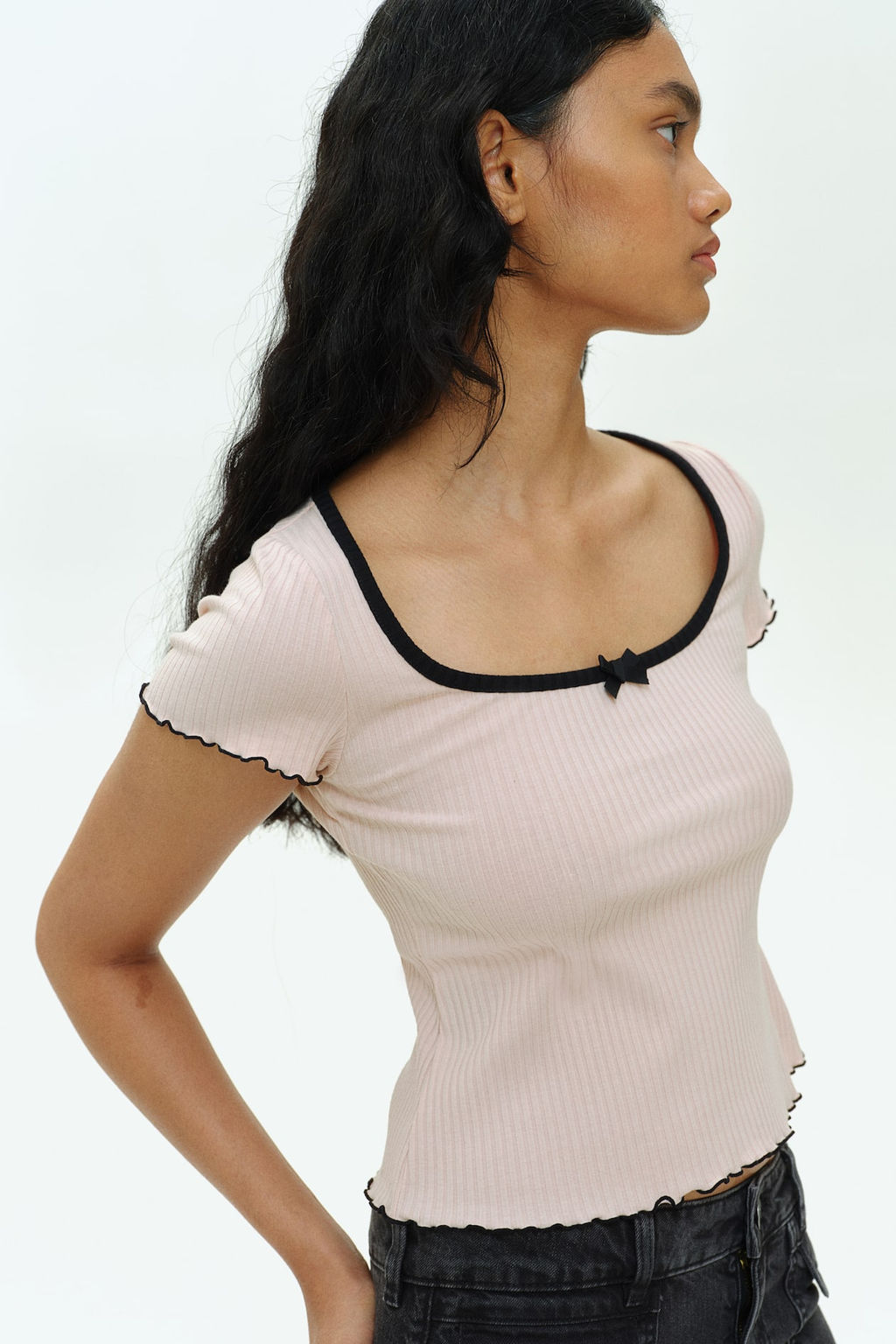 Top de canale con detalles sobrehilados - H&m фото 2