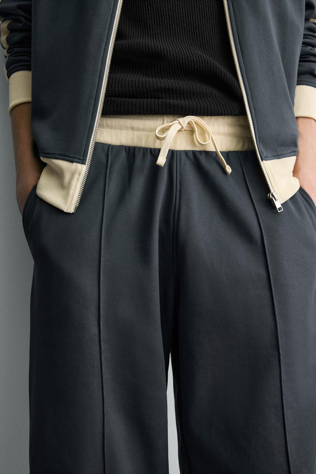 WIDE-LEG JOGGER TROUSERS WITH SIDE TAPING - Zara фото 6