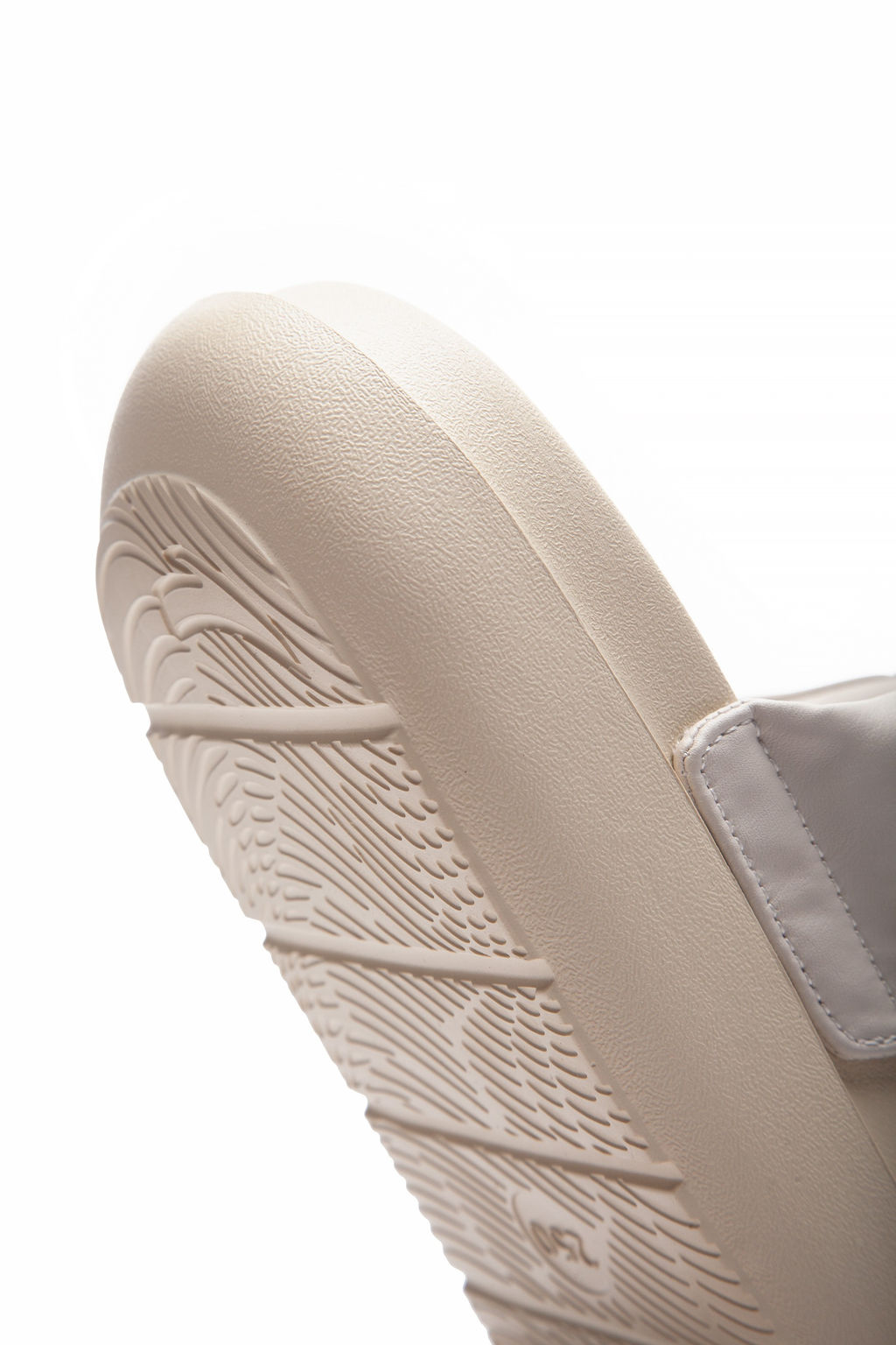 Сандалии Anta THICK SOLE SANDALS Бежевый