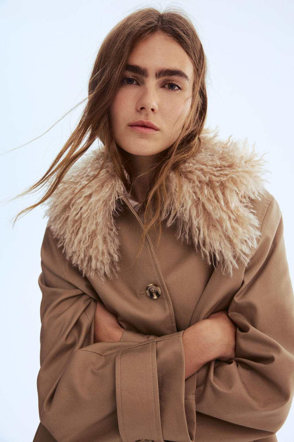 Abrigo de sarga con cuello efecto pelo - H&m фото 8