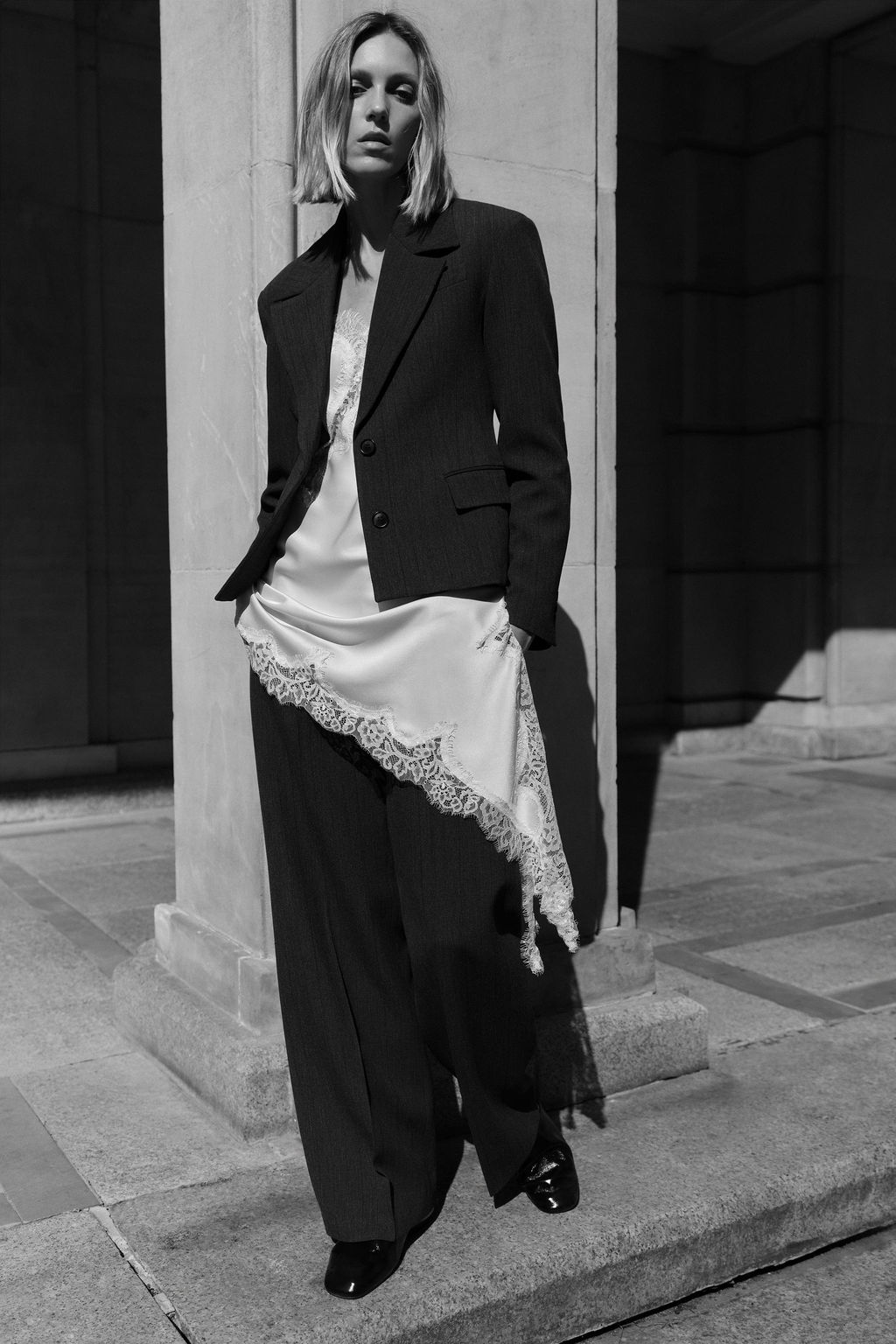 ZW COLLECTION TEXTURED TAILORED BLAZER - Zara фото 2