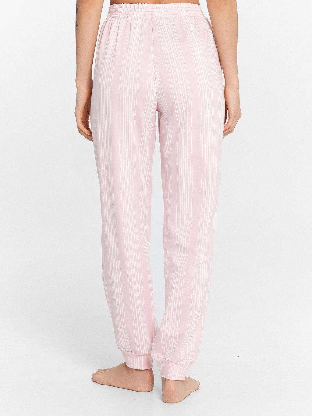 Пижама женская розовая с надписью Sweets for breakfast белый +белая полоска на нежно -розовом 592422 - Mark formelle фото 6