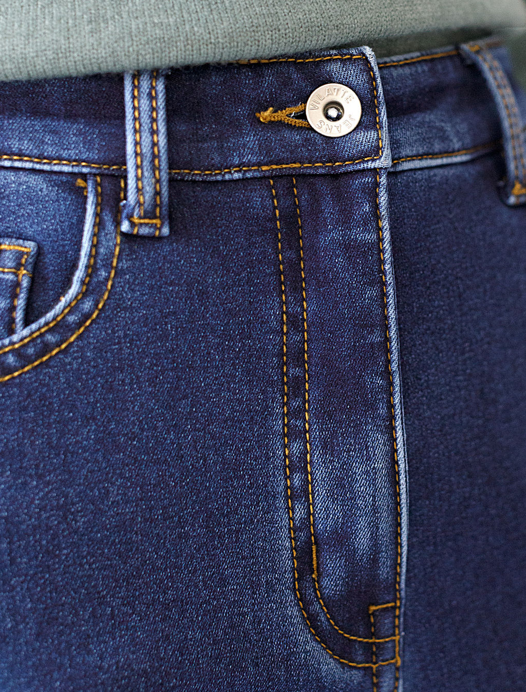 Джинсы-трубы из эластичного денима на флисе - Vilatte фото 6