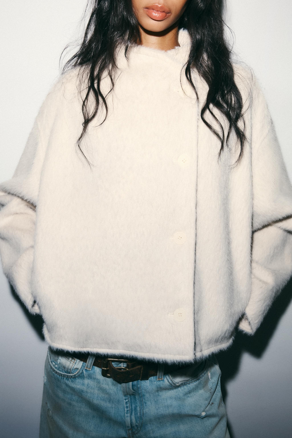 DOUBLE-BREASTED FAUX FUR JACKET - Zara фото 11