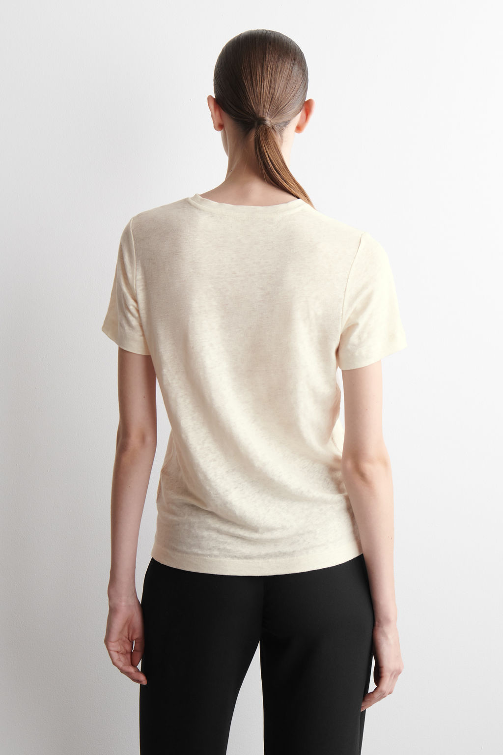 CAMISETA DE LINO CON CUELLO REDONDO - H&m фото 8