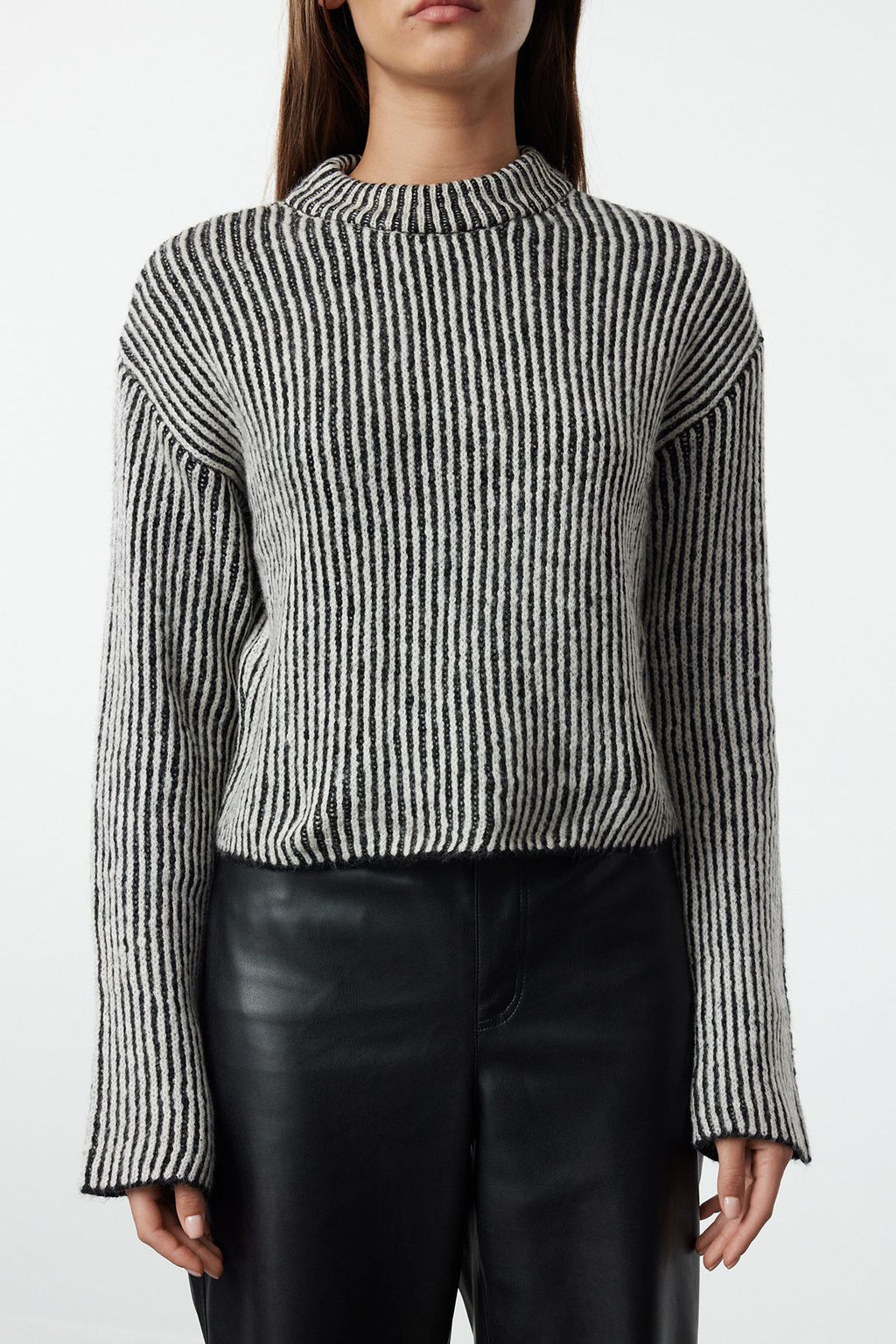 Ekru Crop Yumusak Dokulu Bisiklet Yaka Triko Kazak TWOAW25KZ00000 - Trendyolmilla фото 3