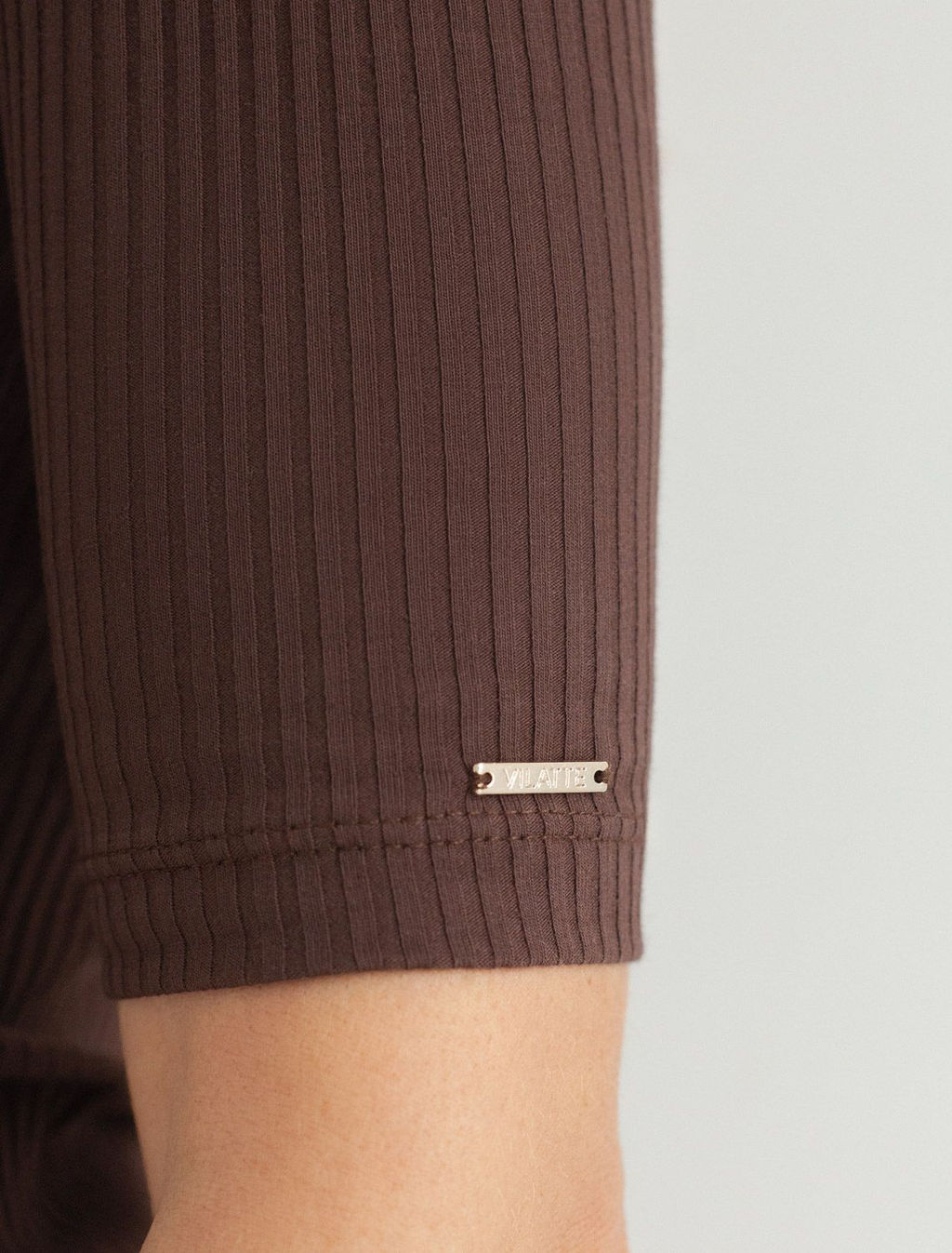 Джемпер из трикотажа в широкий рубчик