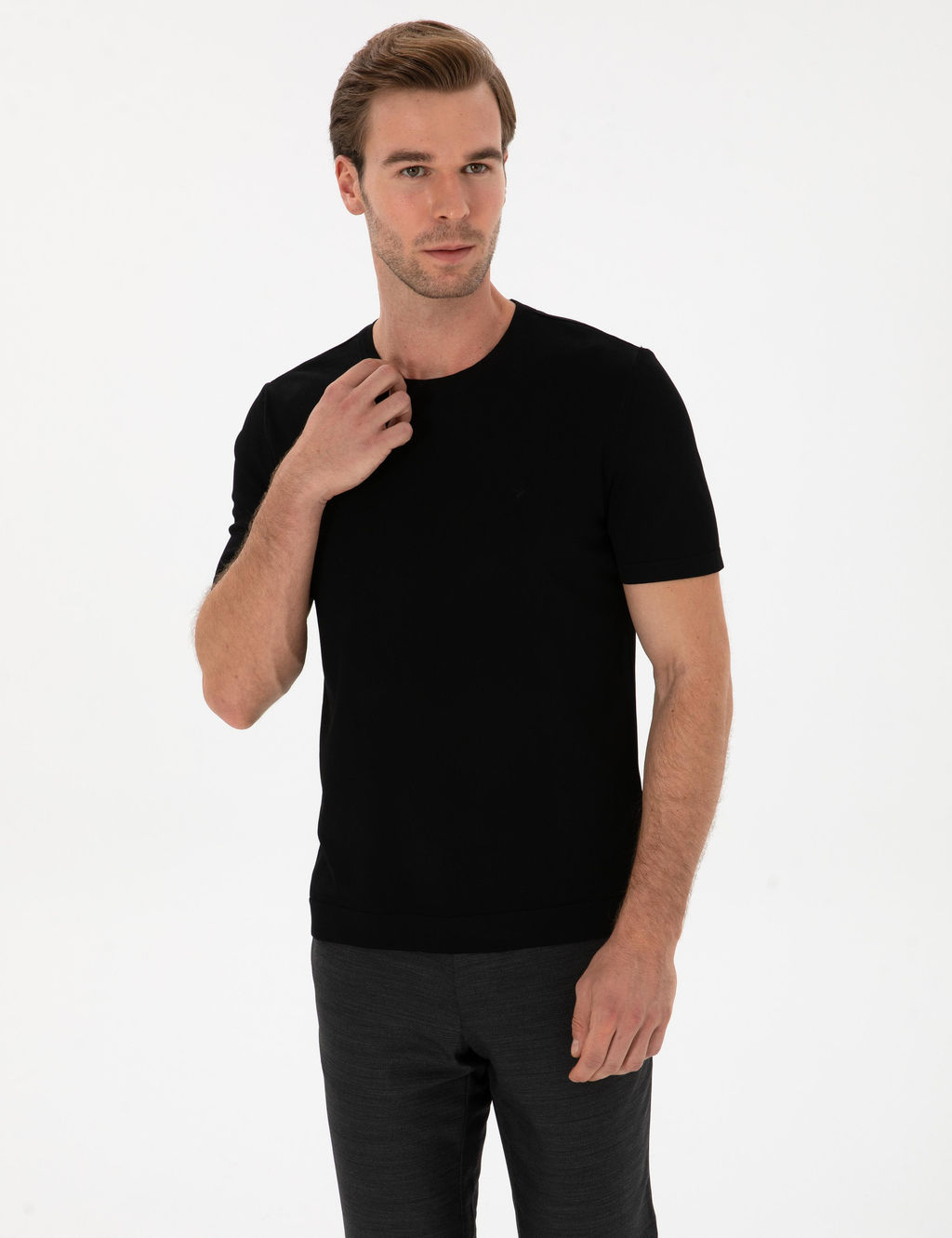 Siyah Slim Fit Bisiklet Yaka Triko T-shirt