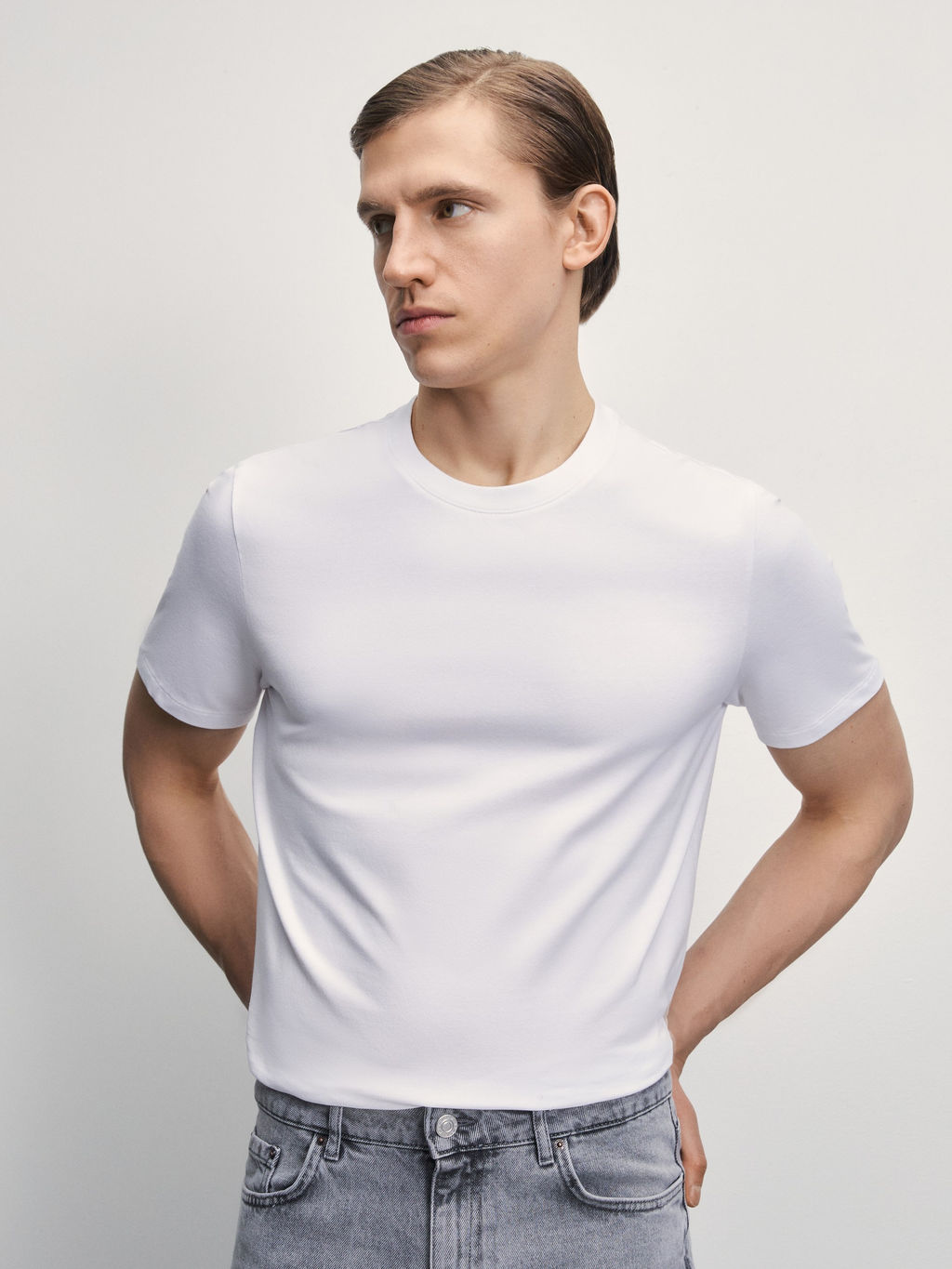 Футболка slim fit / Zarina фото 7