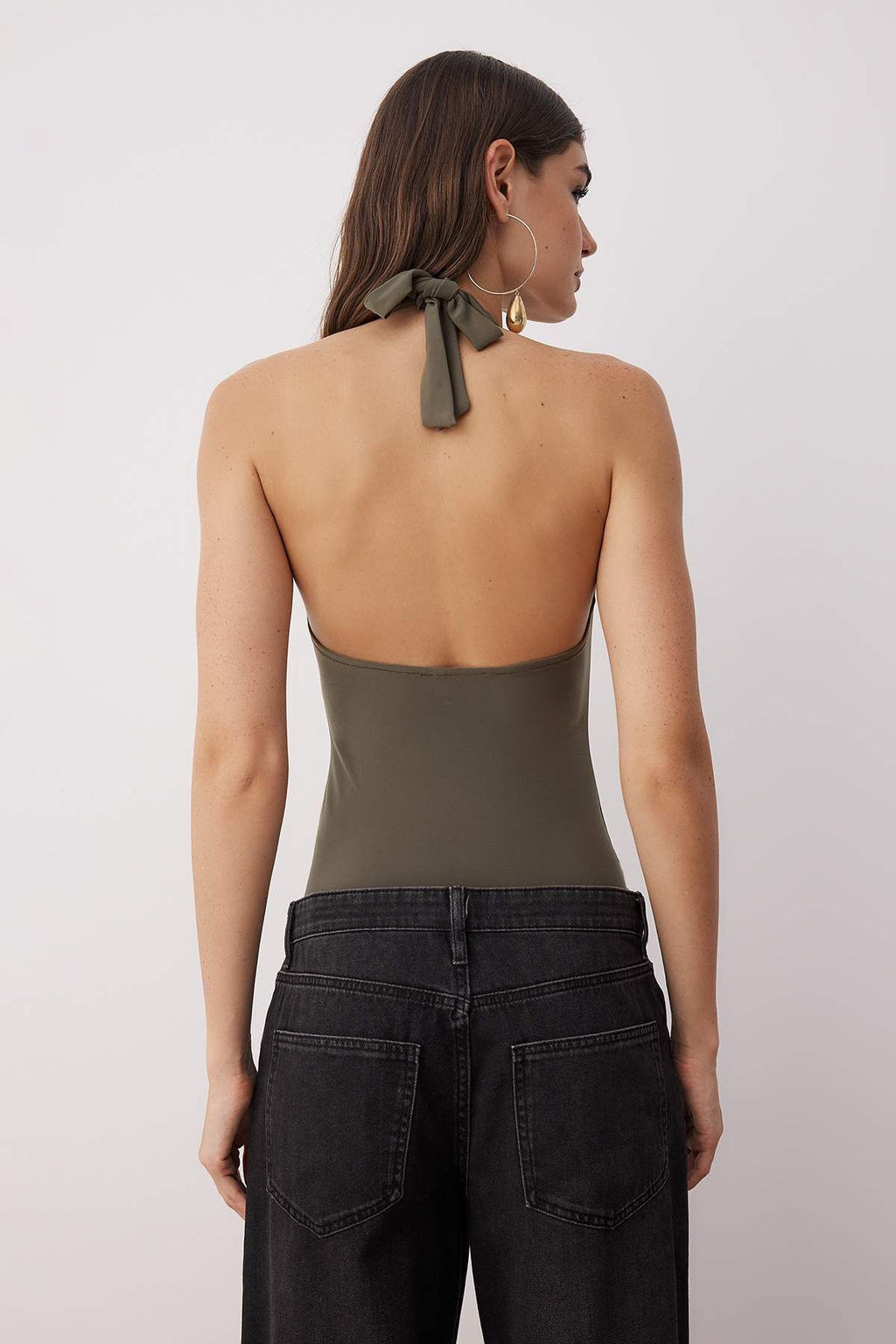 Koyu Haki Duz V Yaka Kolsuz Orme Sandy Y?lbas? Body TPRAW26BD00007