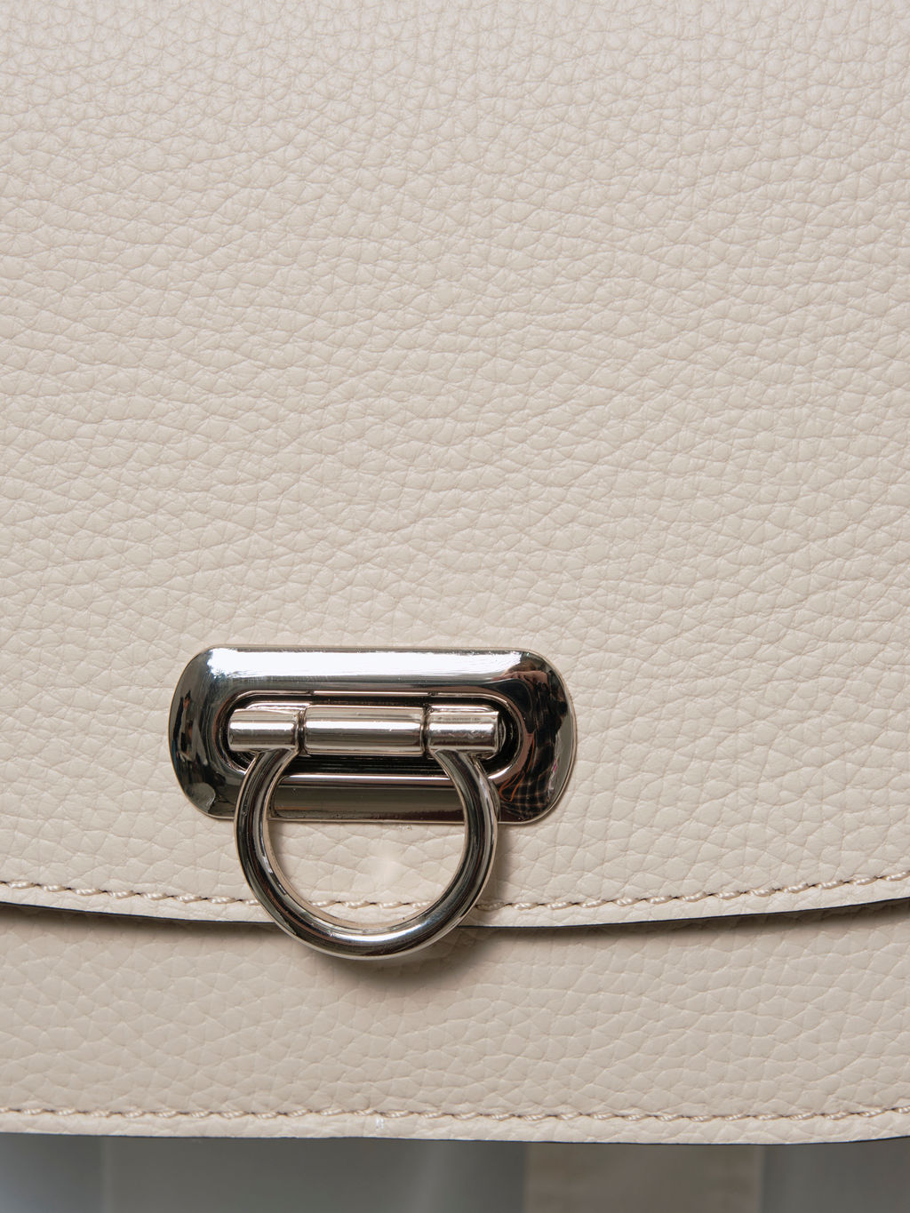 Сумка кожаная Azaro 30741 светлый крем