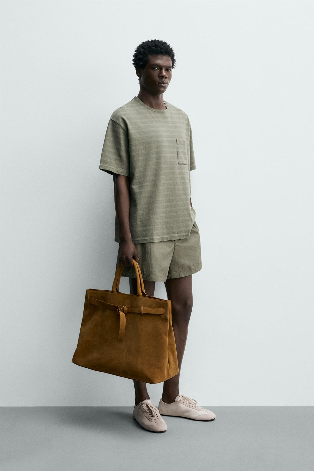 CAMISETA LAVADA RAYAS BOLSILLO / Beige / Verde