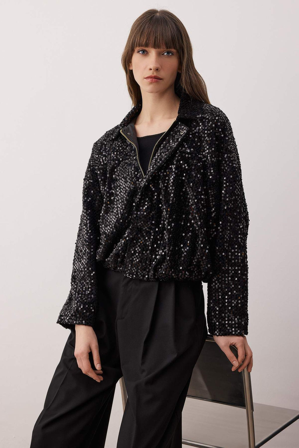 Siyah Oversize Parlak Pul Payet Bomber Mont TWOAW26MO00165 - Trendyolmilla фото 2