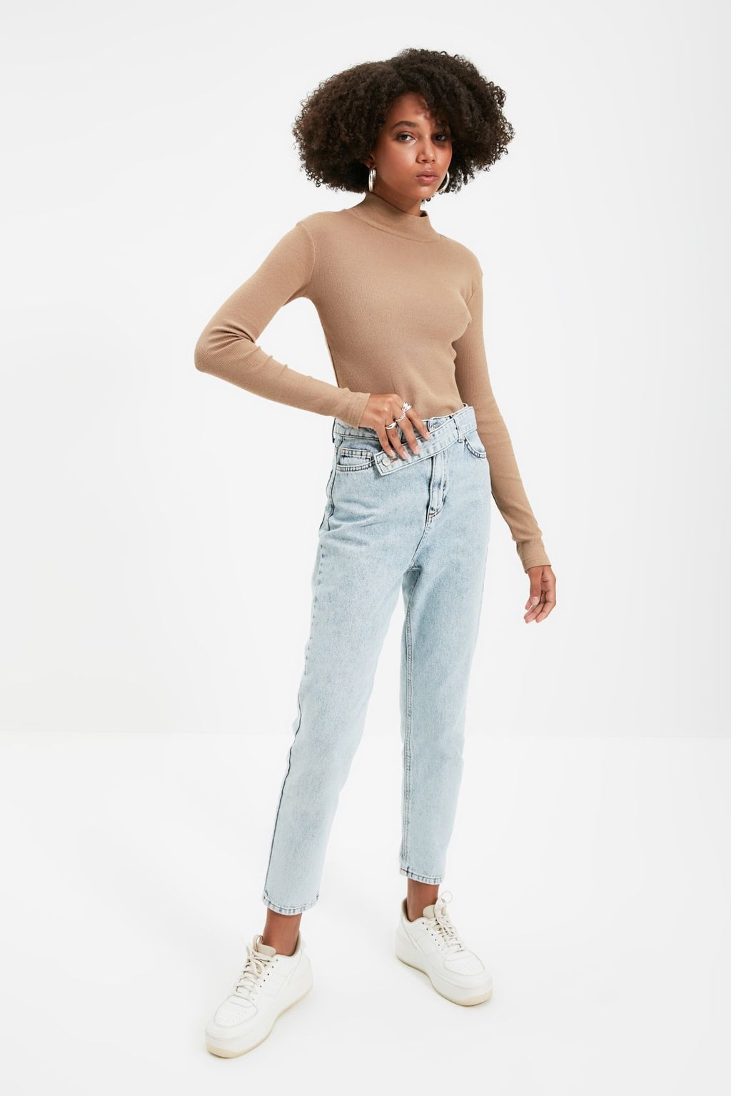 Vizon Fitted/Vucuda Oturan Dik Yaka Uzun Kol Fitilli Esnek Orme Bluz TWOAW21BZ0423