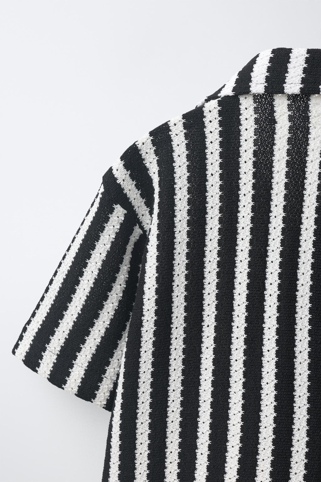 CAMISA PUNTO RAYAS / Negro - Zara фото 4