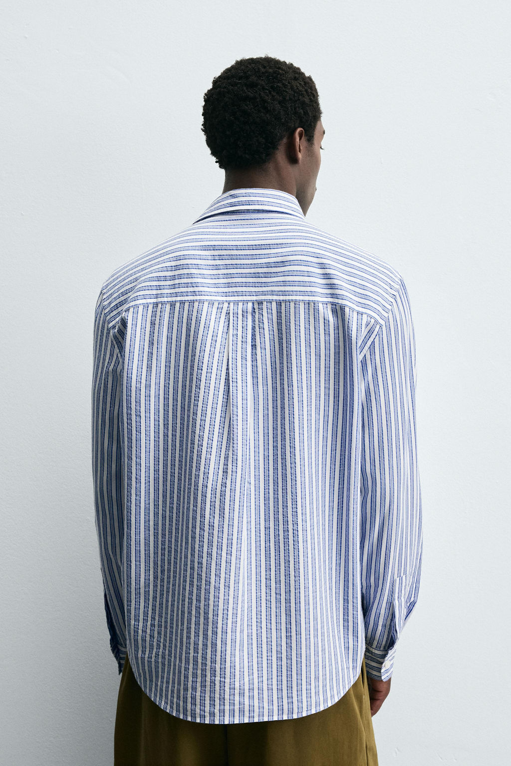 CREASED-EFFECT STRIPED SHIRT - Zara фото 3
