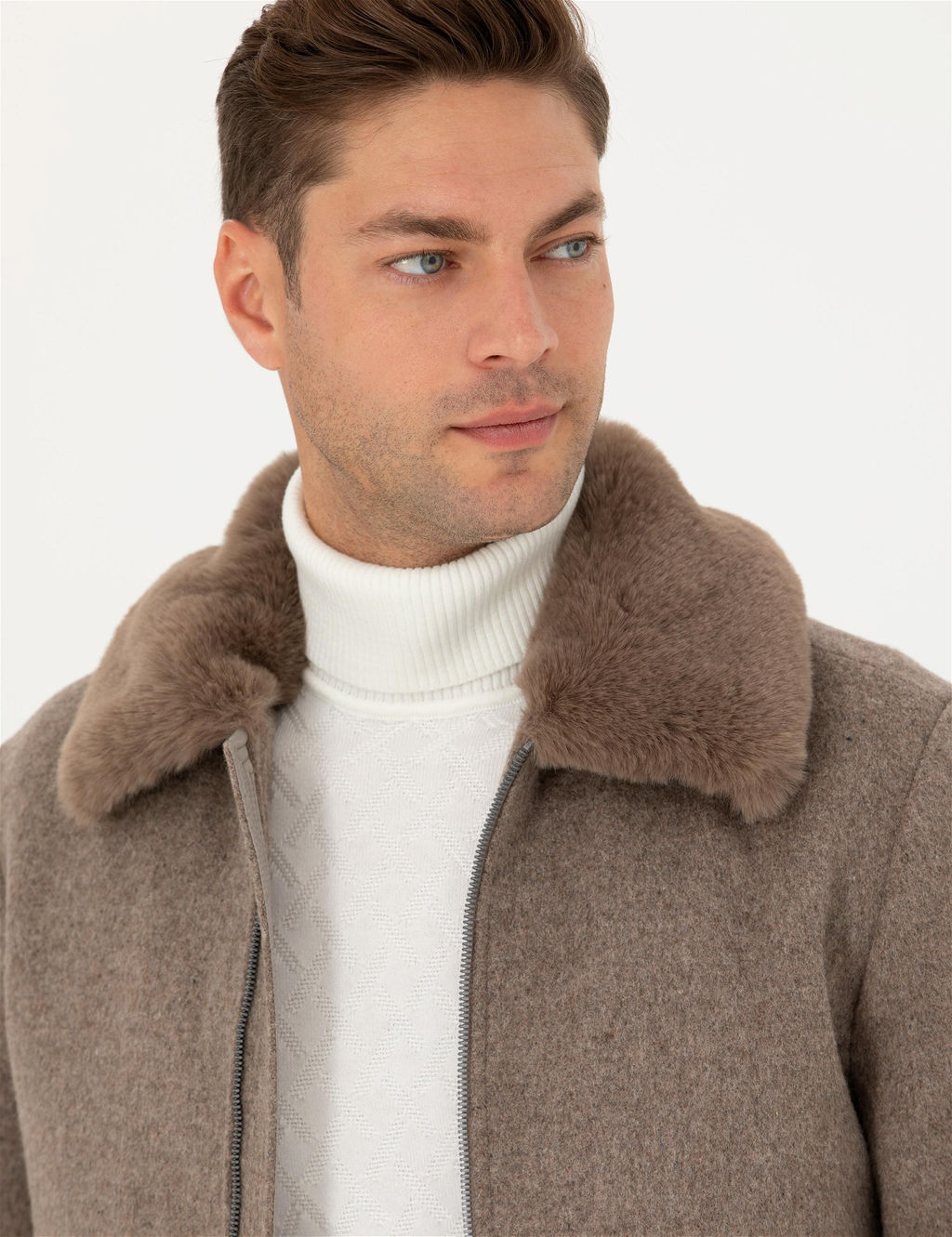 Bej Ka_e Mont - Pierre cardin фото 2