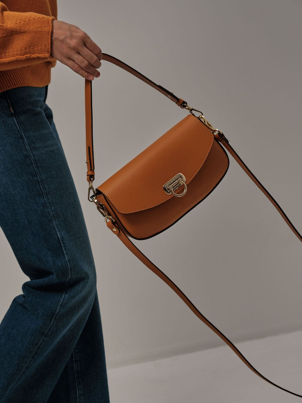 Сумка Azaro 31049 оранжевый карандаш