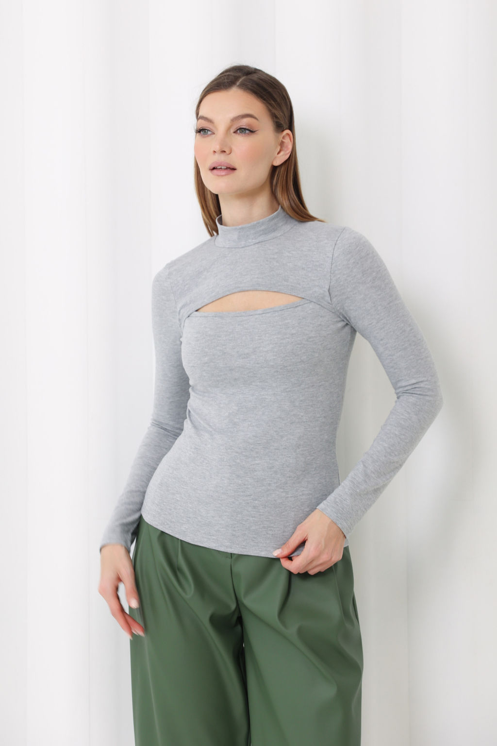 Водолазка с вырезом - Looklikecat фото 3