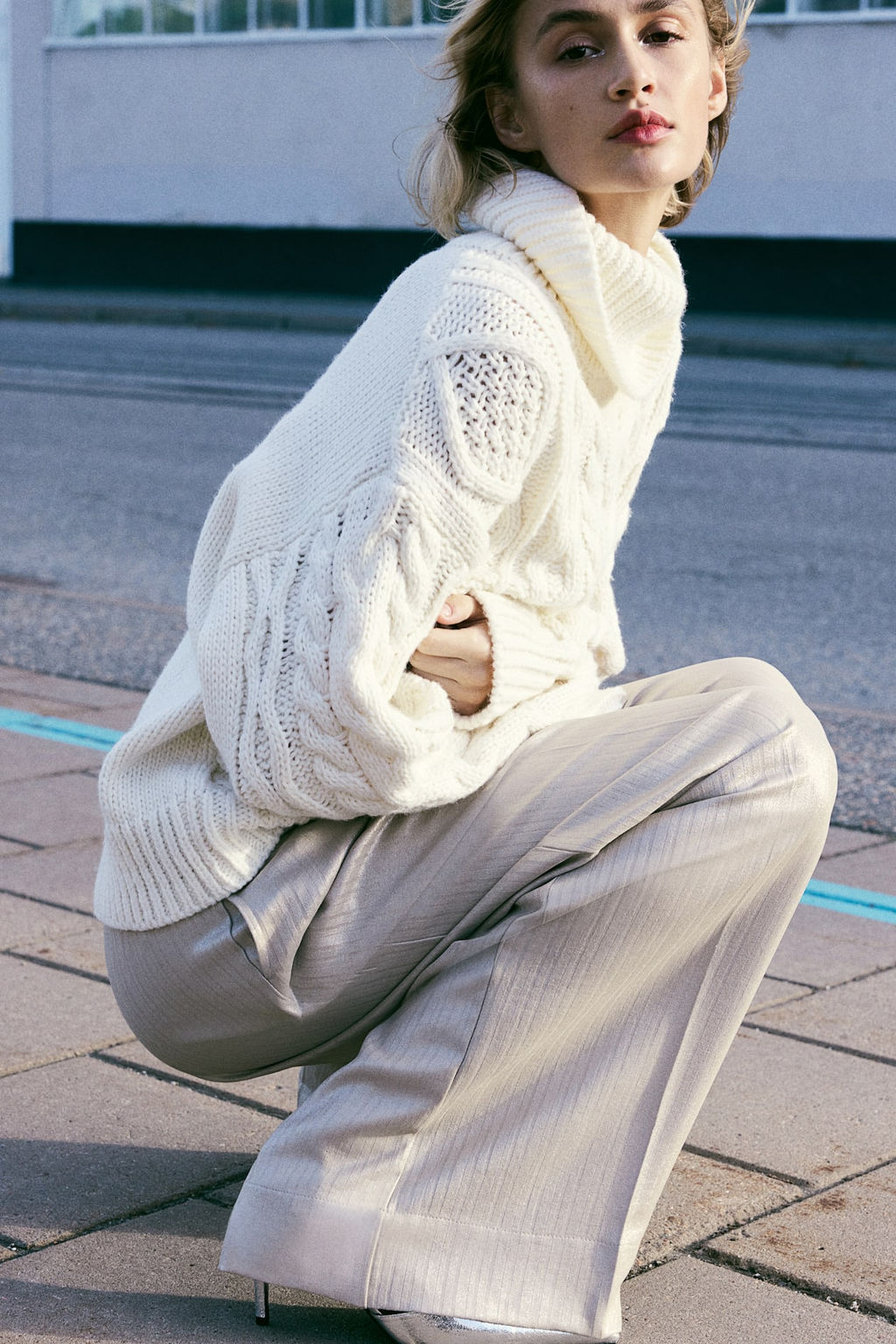 Pantalon amplio con cordon de ajuste - H&m фото 4