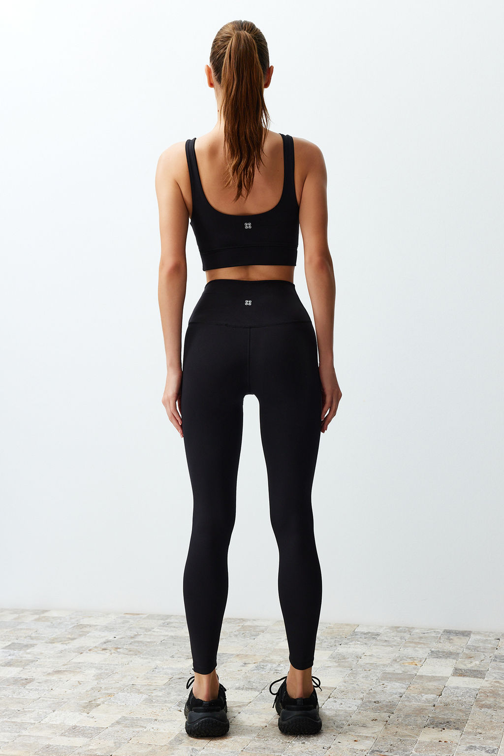 Siyah F?rcal? Toparlay?c? Mat ve Soft Kumas Tam Boy Orme Spor Tayt THMSS24TY00025 - Trendyolmilla фото 6