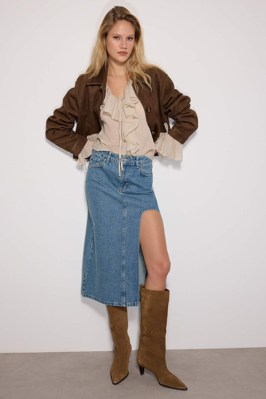 TRENDYOLMILLA Mavi Y?rtmacl? Midi Denim Etek TWOAW24ET00086 фото 10