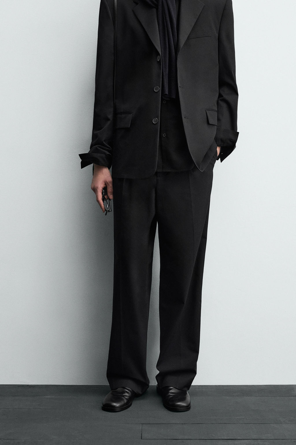 LIMITED EDITION PLEATED SUIT TROUSERS - Zara фото 2