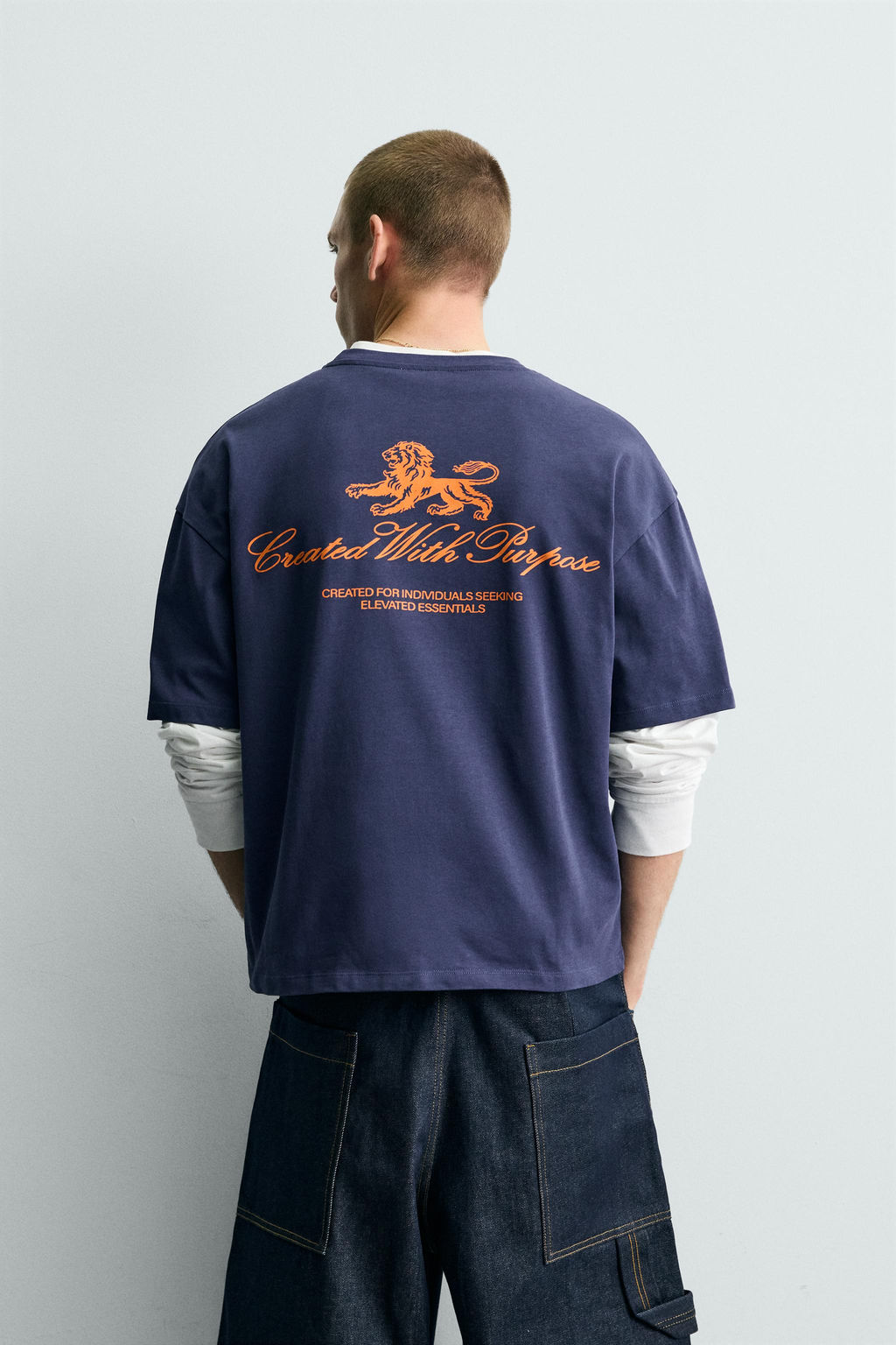 CAMISETA TEXTOS ESTAMPADOS CONTRASTE / Marino