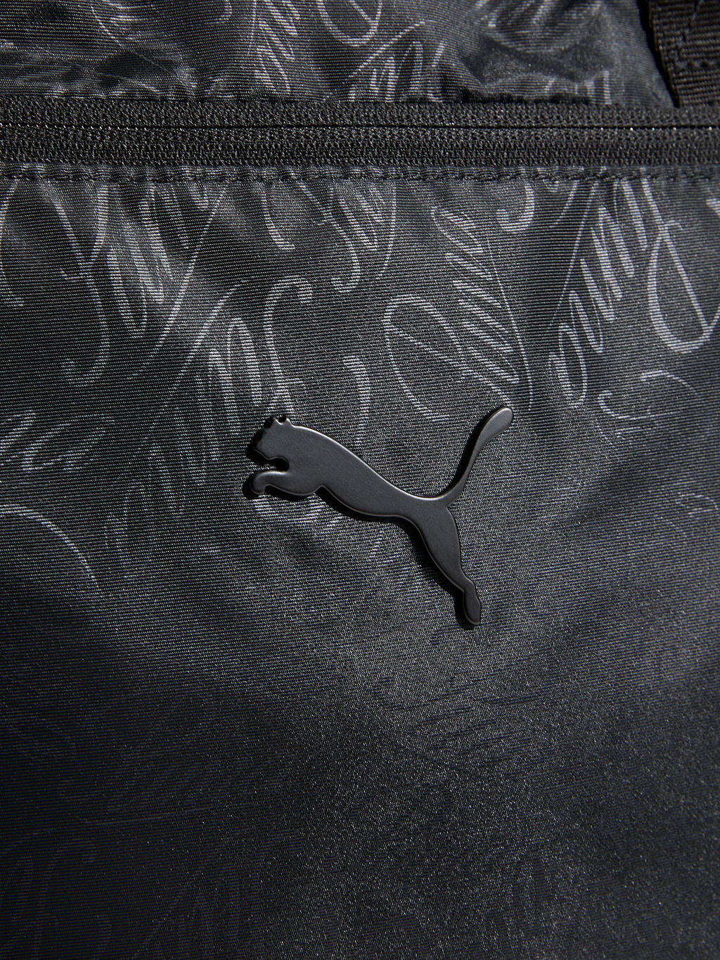 Женский шоппер PUMA POP Tote Артикул 4558128, черный