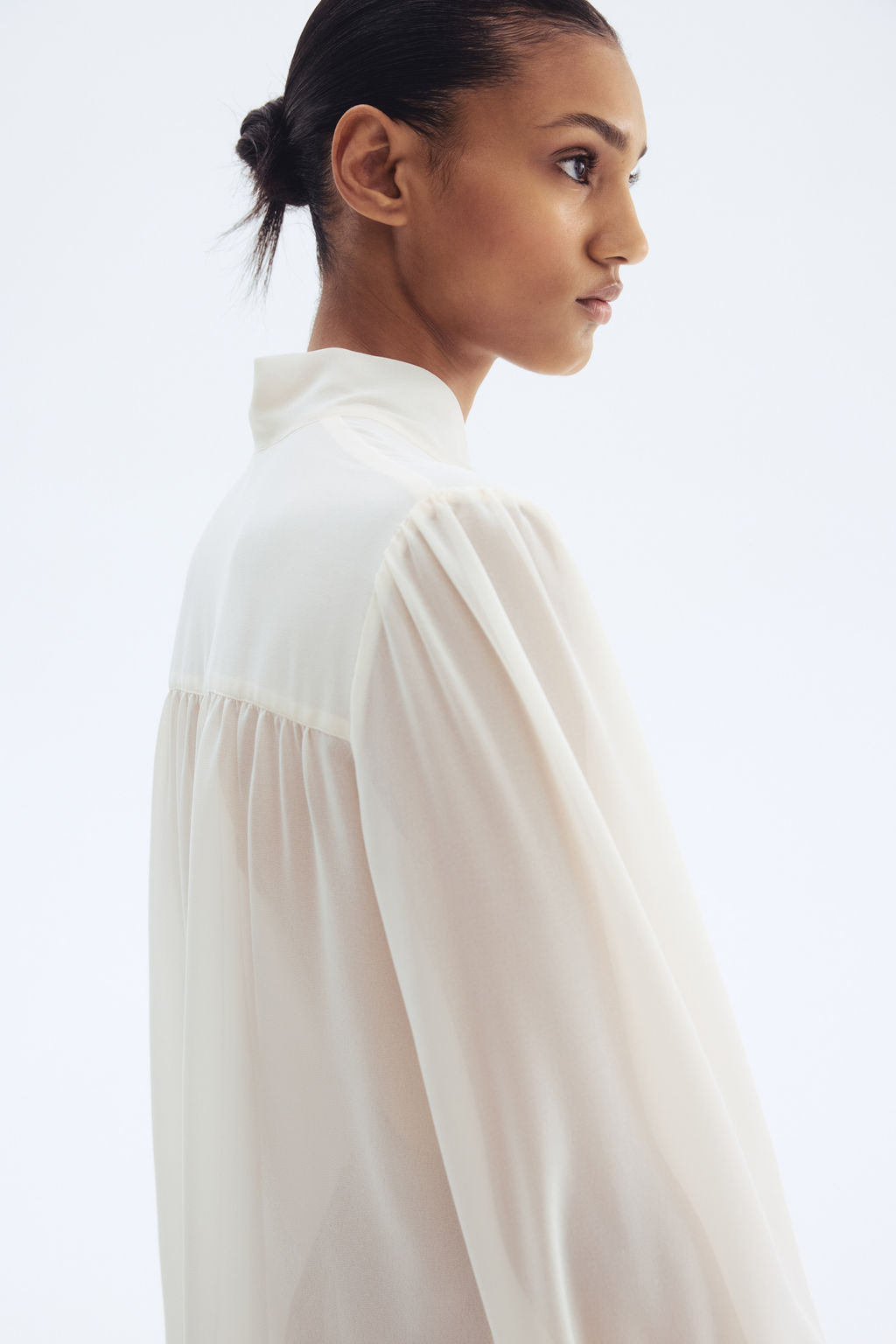Blusa de gasa con lazada - H&m фото 4