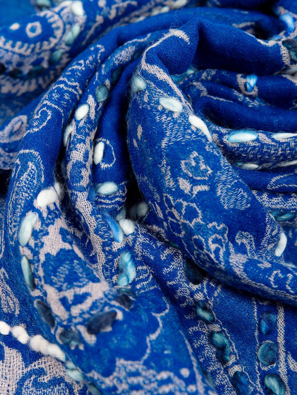 Палантин с вышивкой (шерсть вареная) в ассортименте № Тк906/70 - Ганг фото 3