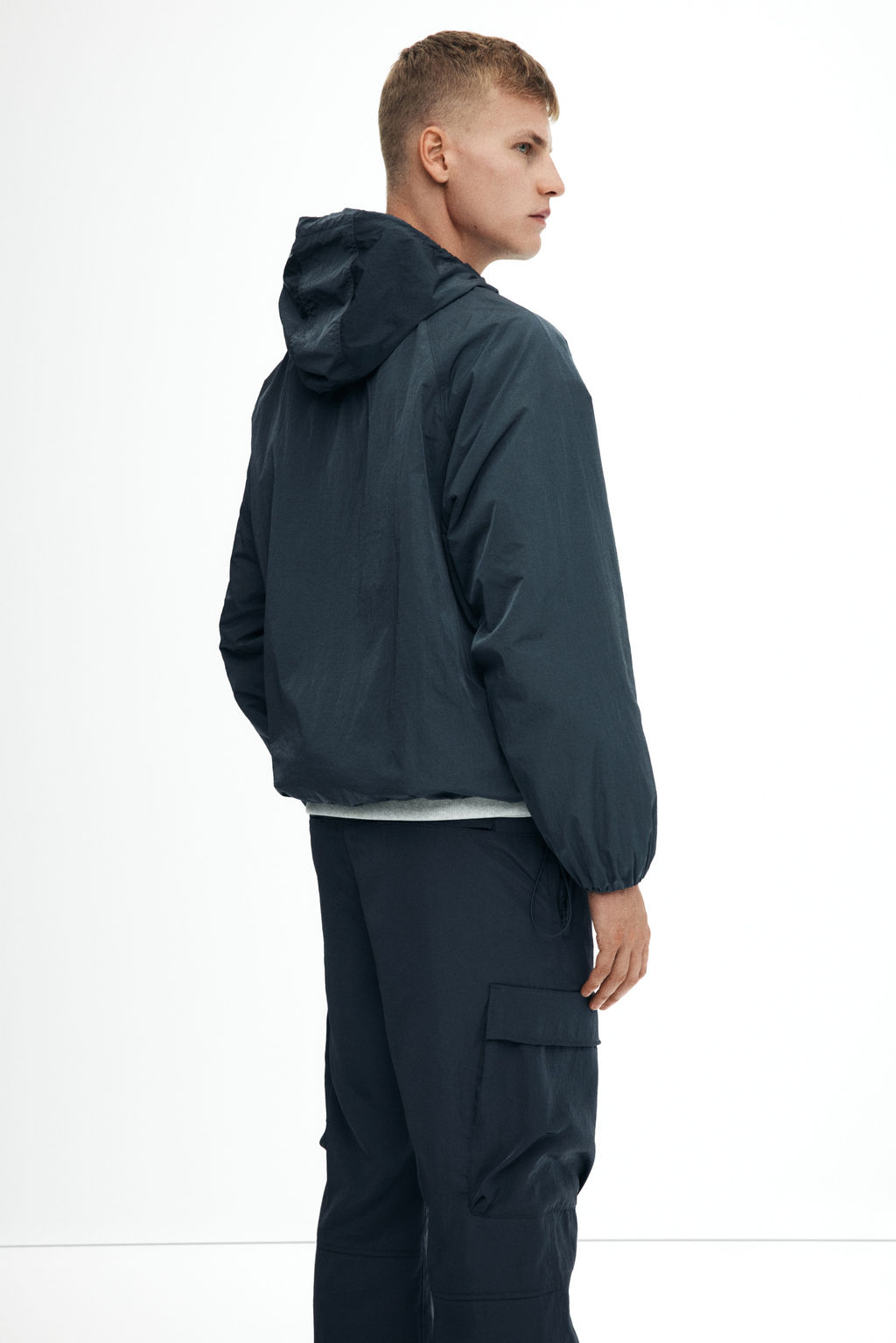 Chaqueta cortavientos de nailon Loose Fit - H&m фото 7