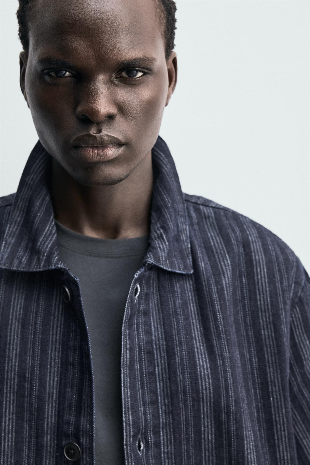 CAMISA RELAXED FIT JACQUARD RAYAS / Azul