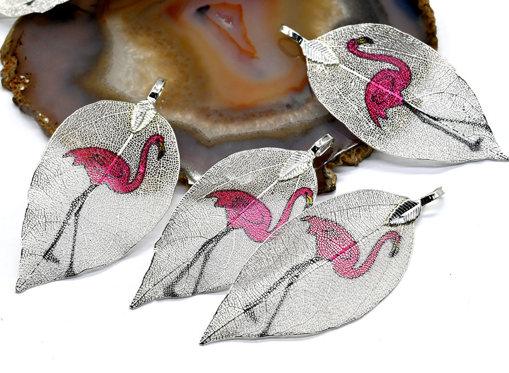 Подвеска Лист 28*60мм Фламинго