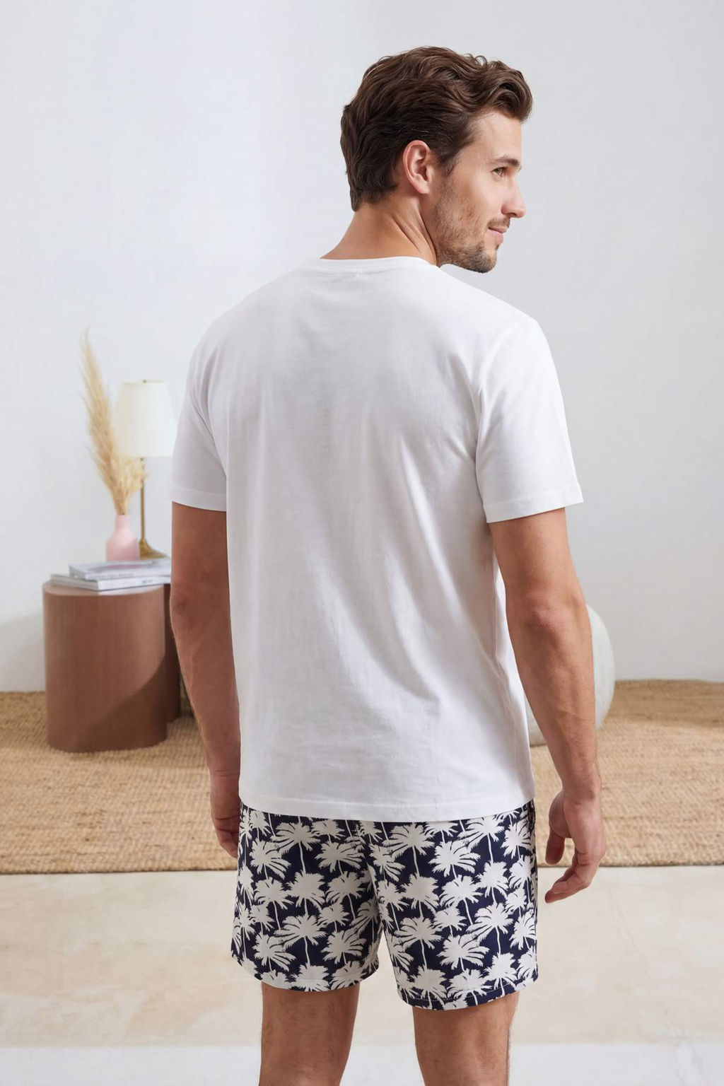 Ekru Regular Kesim Palmiye Desenli Pamuklu T-shirt-Sort Pijama Tak?m? TMNSS26PT00023