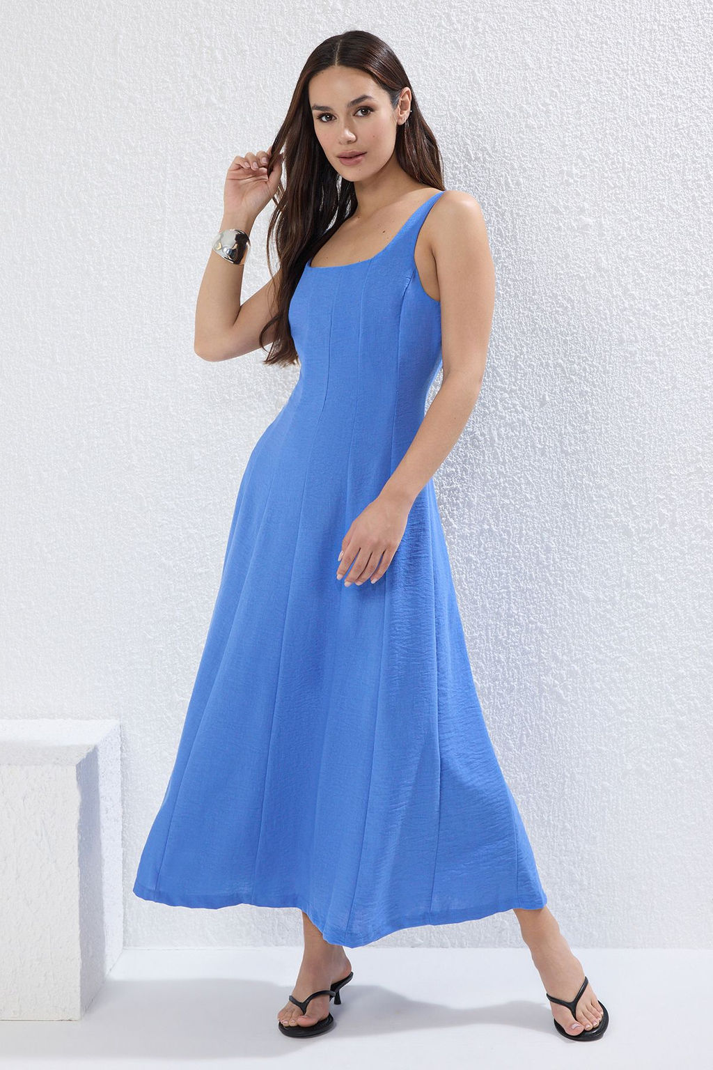 TRENDYOLMILLA Mavi A Kesim Kare Yaka Kup Detayl? S?rt? Ayar Ask?l? Astarl? Dokuma Elbise TWOSS25EL00133  фото 2