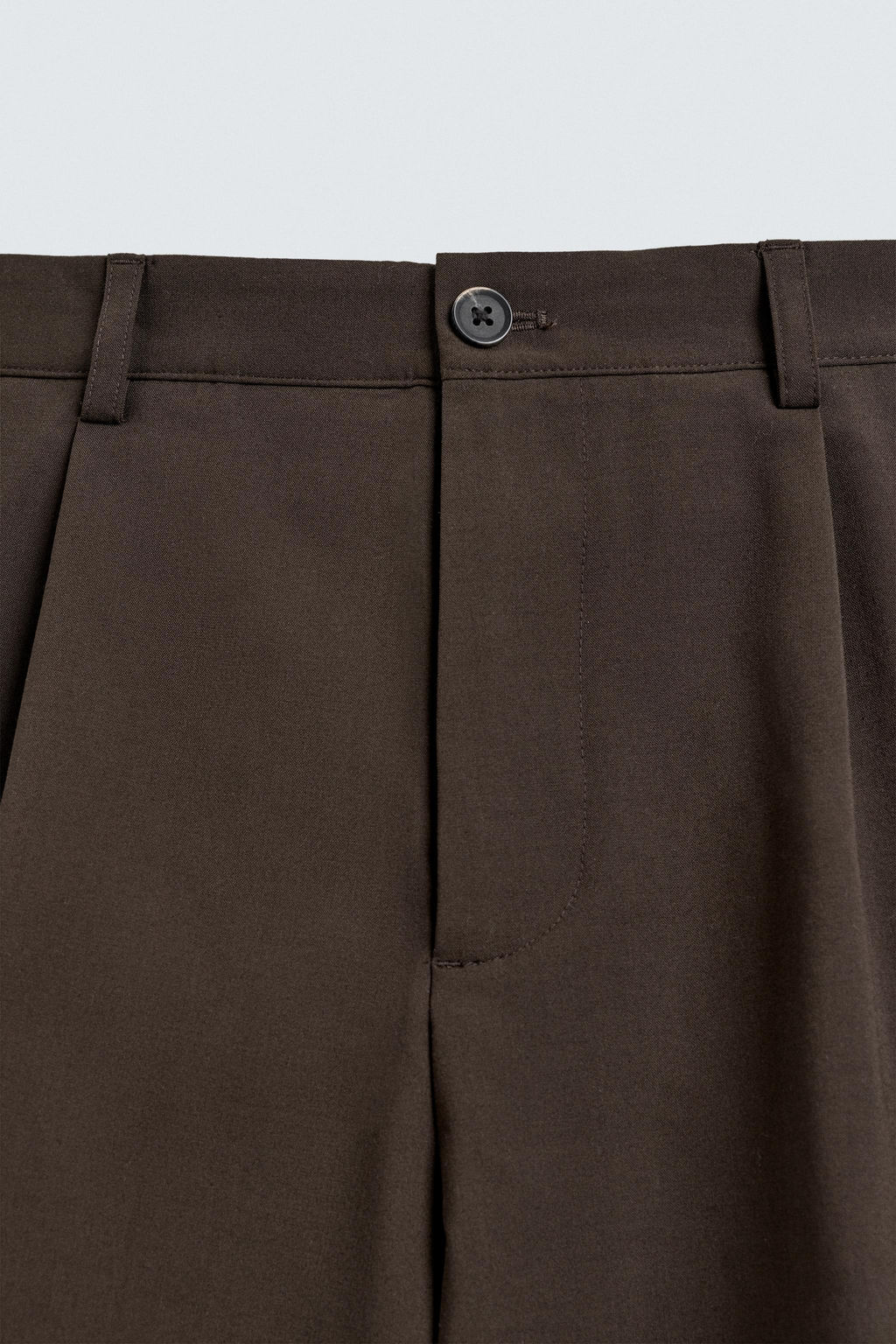 BERMUDA RELAXED FIT PLIEGUES / Chocolate