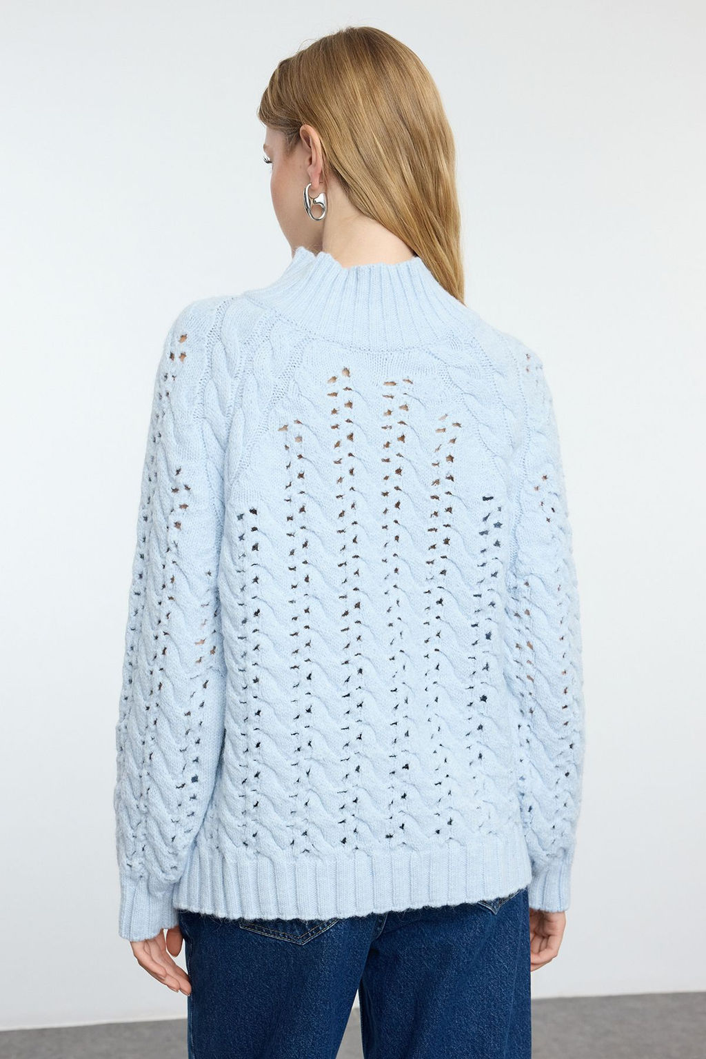 Ac?k Mavi Yumusak Dokulu Genis Kal?p Ajurlu/Delikli Dik Yaka Triko Kazak TWOAW25KZ00319 - Trendyolmilla фото 5