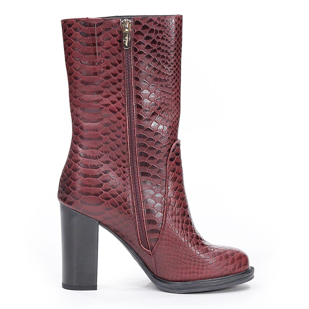 Сапожки женские