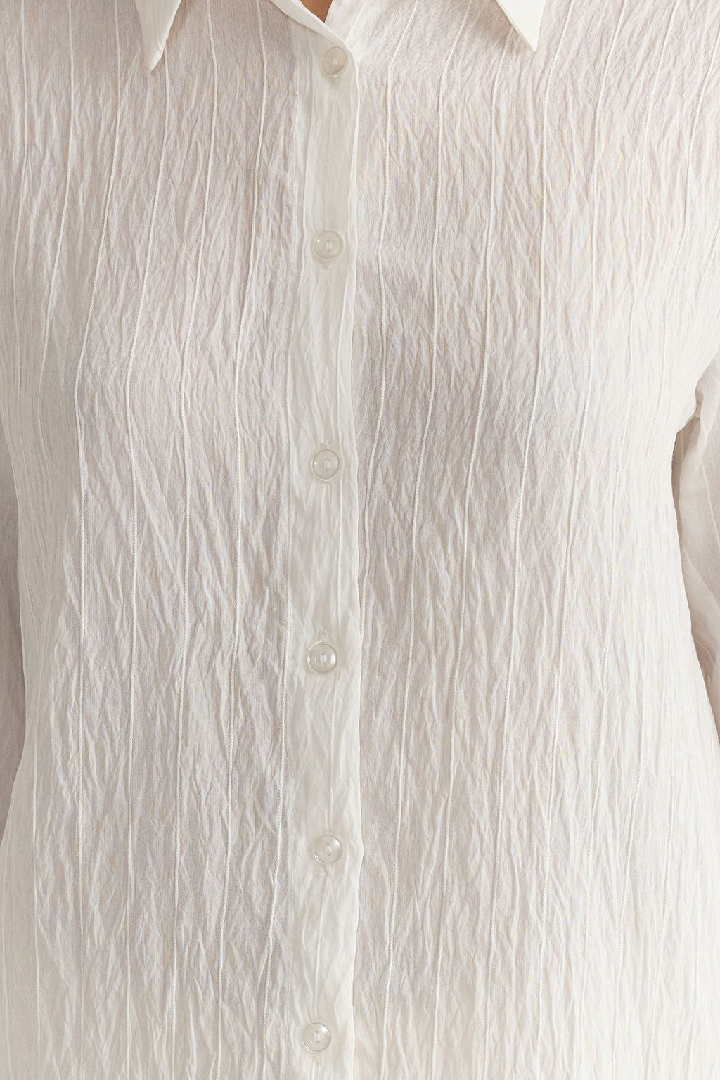 TRENDYOLMILLA Beyaz Cizgili Dokulu Kumas Regular Normal Kal?p Dokuma Gomlek TWOSS25GO00013  фото 9