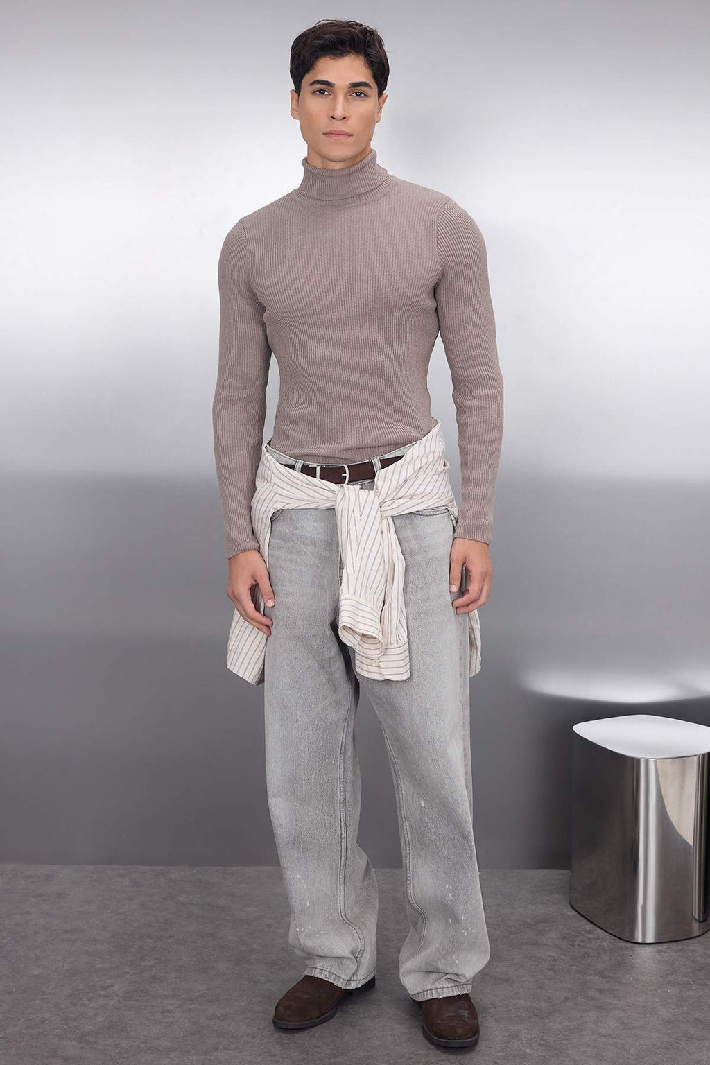 TRENDYOL MAN Lacivert Slim Fit Pamuklu Bal?kc? Yaka Fitilli Orgu Kazak TMNAW20MG0031 - Trendyolmilla фото 106