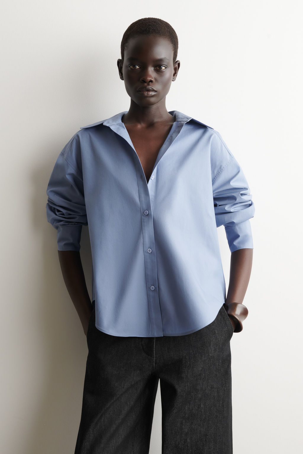 CAMISA DE ALGOD?N CON CUELLO ABIERTO - H&m фото 2
