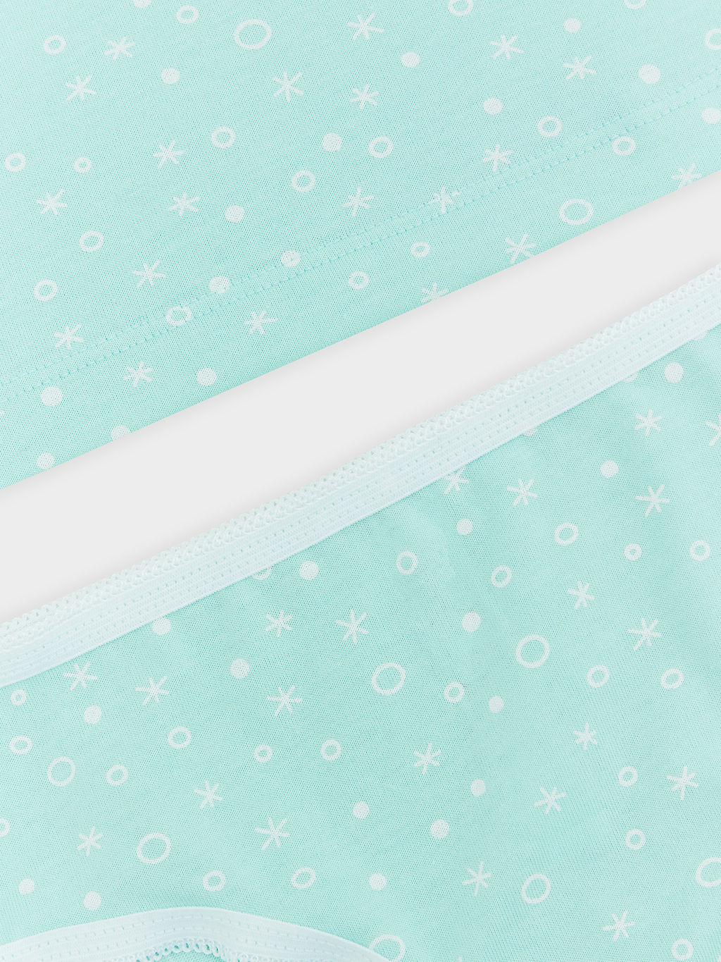 Комплект для девочек (майка, трусы) голубой в белые снежинки - Mark formelle фото 4